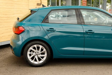 Audi A1 SPORTBACK TFSI SPORT 7