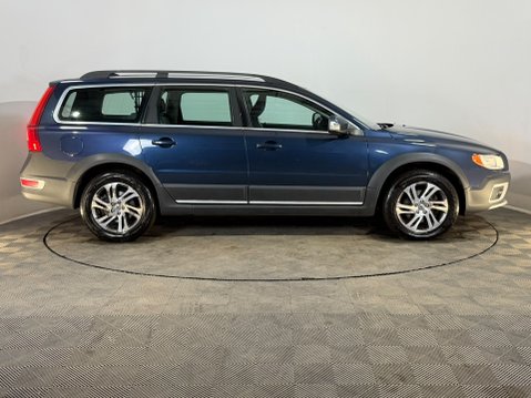 Volvo XC70 D5 SE LUX AWD 4