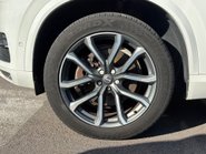 Volvo XC90 2.0 D5 Momentum SUV 5dr Diesel Geartronic 4WD Euro 6 (s/s) (225 ps) 4