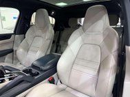 Porsche Cayenne 3.0T V6 Coupe 5dr Petrol TiptronicS 4WD Euro 6 (s/s) (340 ps) 27