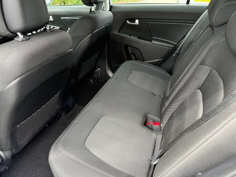 Kia Sportage 1 ONLY 19,017 MILES **SORRY NOW SOLD** 29