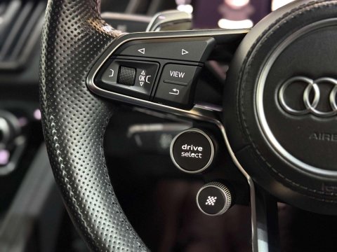 Audi R8 5.2 FSI V10 Plus S Tronic quattro Euro 6 (s/s) 2dr 36