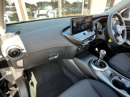 Nissan Juke 1.0 Juke Acenta Premium DiG-T 5dr 17
