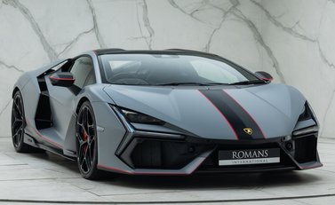 Lamborghini Revuelto 9