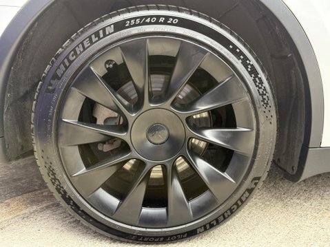 Tesla Model Y (Dual Motor) Long Range SUV 5dr Electric Auto 4WDE (384 bhp) 15