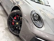 Porsche 911 3.0T 992 Carrera 4S Coupe 2dr Petrol PDK 4WD Euro 6 (s/s) (450 ps) 33