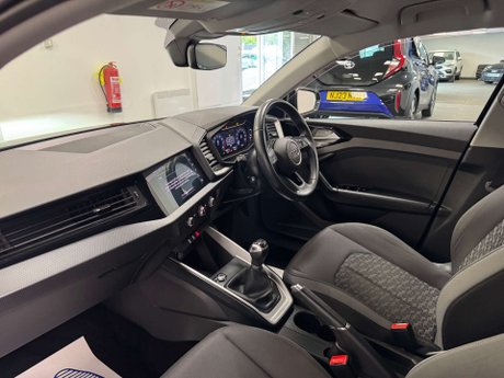 Audi A1 1.0 A1 Sportback 25 TFSI Sport 5dr 18