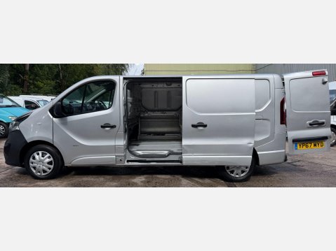 Vauxhall Vivaro 1.6 CDTi 2900 Sportive Panel Van 5dr Diesel Manual L2 H1 Euro 6 (120 ps) 14