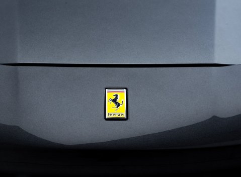 Ferrari 488 SPIDER 33