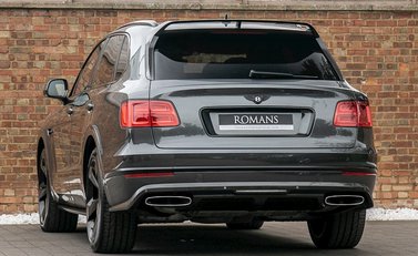 Bentley Bentayga 3