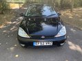 Ford Focus GHIA 14