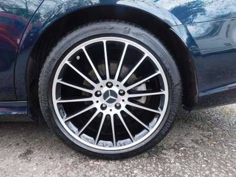 Mercedes-Benz E Class E 220d AMG LINE PREMIUM AUTOMATIC 4dr 13