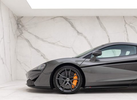 McLaren 570S V8 28