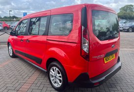 Ford Grand Tourneo Connect ZETEC 1.5 TDCI 7 SEATS 9