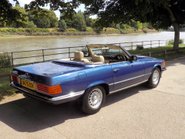 Mercedes-Benz SL Series 380 SL 9