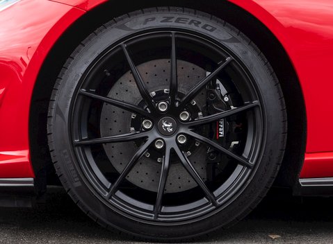 Ferrari 812 Superfast 10