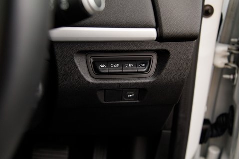 Renault Zoe I ICONIC 16
