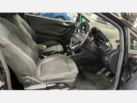 Ford Fiesta 1.0T EcoBoost Titanium Euro 6 (s/s) 3dr 7