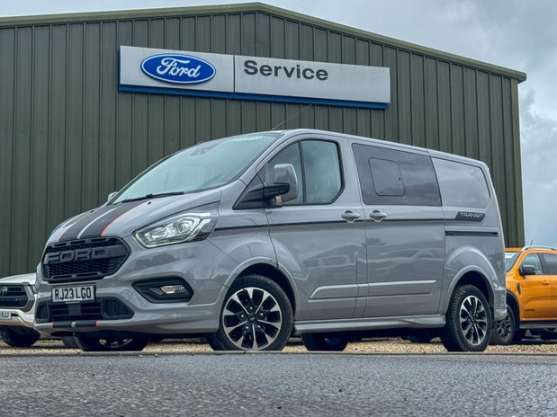 Ford Transit Custom Crew Cab AUTO SWB L1H1 Sport 320 Air Con Alloys Camera EURO 6 2