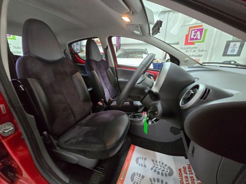 Toyota Aygo 1.0 VVT-i Ice Euro 5 5dr 24