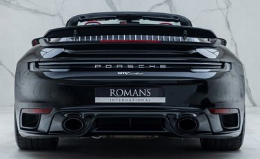 Porsche 911 Turbo Cabriolet (992) 11