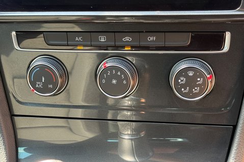Volkswagen Golf MATCH TSI EVO - TWO OWNERS - APPLE CARPLAY - ADAPTIVE CRUISE  35