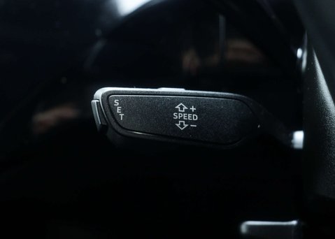 Audi E-Tron e-tron Black Edition 55 Quattro 4WD 5dr 44