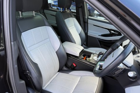 Land Rover Range Rover Evoque R-DYNAMIC HSE MHEV - 240 BHP - FULL SERVICE HISTORY - ADAPTIVE CRUISE 15