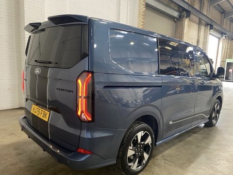 Ford Transit Custom 320 SPORT L1H1 DCIV ECOBOOST 7