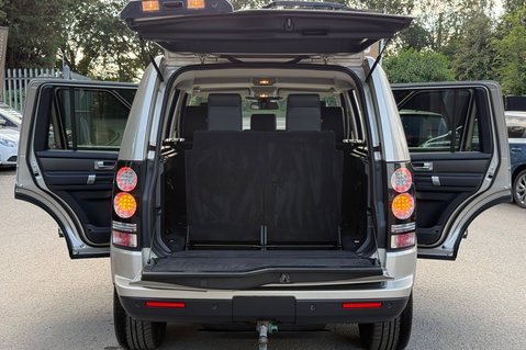 Land Rover Discovery SDV6 SE TECH - ULEZ COMPLIANT -FULL LR SERVICE HISTORY - 9 SERVICES -TOWBAR 22