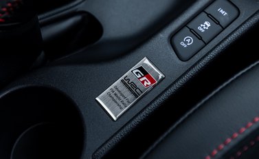 Toyota Yaris GR-Y CIRCUIT 28