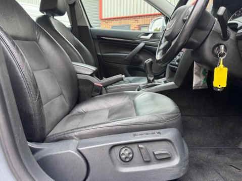 Skoda Octavia 1.8 TSI Laurin & Klement Estate 5dr Petrol Manual Euro 5 (160 ps) 30