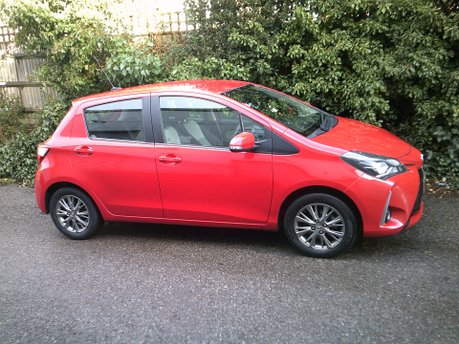 Toyota Yaris VVT-I ICON ONLY 7,000 MILES FROM NEW 4