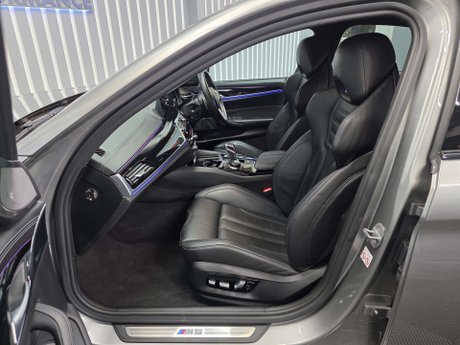 BMW M5 4.4 V8 GPF Saloon 4dr Petrol Steptronic xDrive Euro 6 (s/s) (600 ps) 23