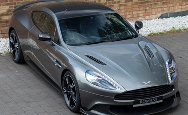 Aston Martin Vanquish S 8