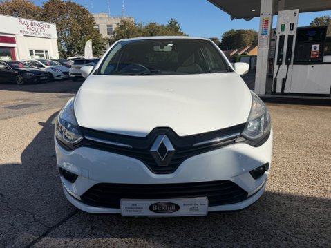 Renault Clio ICONIC TCE 9