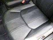 Defender 90 Commercial 11