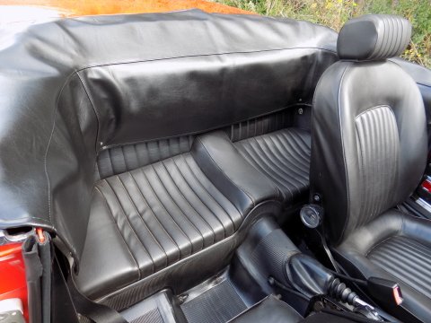 Alfa Romeo Spider 2000 Spider Veloce - LHD 16