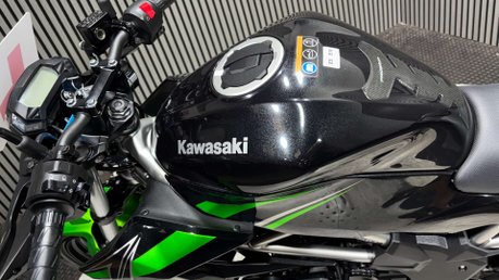 Kawasaki Z 2023 125CC NAKED BIKE MOT 10/27 WARRANTY SERVICED 1 OWNER 31