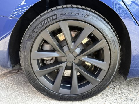 Tesla Model 3 (Dual Motor) Long Range Saloon 4dr Electric Auto 4WDE (346 ps) 15