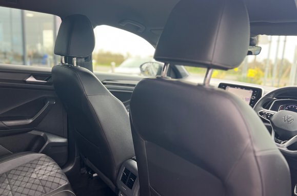 Volkswagen T-Roc R-LINE 2.0 TSI 4MOTION DSG AUTOMATIC 22