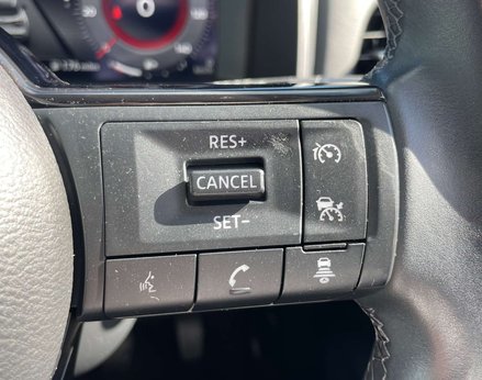 Nissan Qashqai 1.3 Qashqai N-Connecta DiG-T MHEV 5dr 52