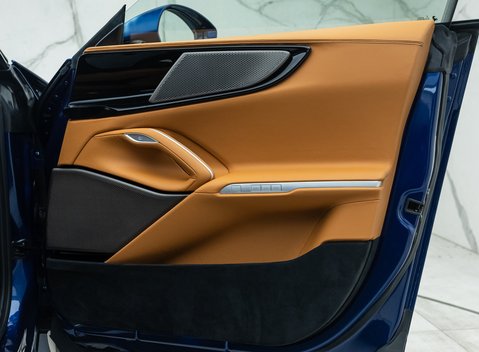 Ferrari Purosangue 32