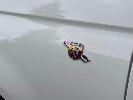Abarth 500 1.4 T-Jet Euro 5 3dr 11