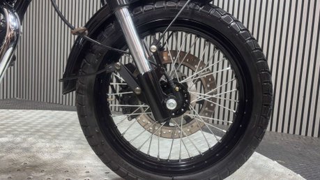 Bullit Hunt 2020 ONLY 1K MODERN 125CC RETRO BIKE CAFE RACER LEARNER 30