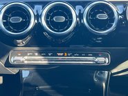 Mercedes-Benz A Class A 200 AMG LINE EXECUTIVE 32