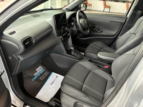 Toyota Yaris Cross 1.5 VVT-h Excel E-CVT Euro 6 (s/s) 5dr 17