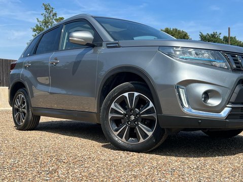 Suzuki Vitara SZ5 BOOSTERJET MHEV 16