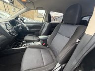 Mitsubishi Outlander DI-D 3 16