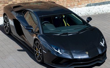 Lamborghini Aventador S LP740-4 11